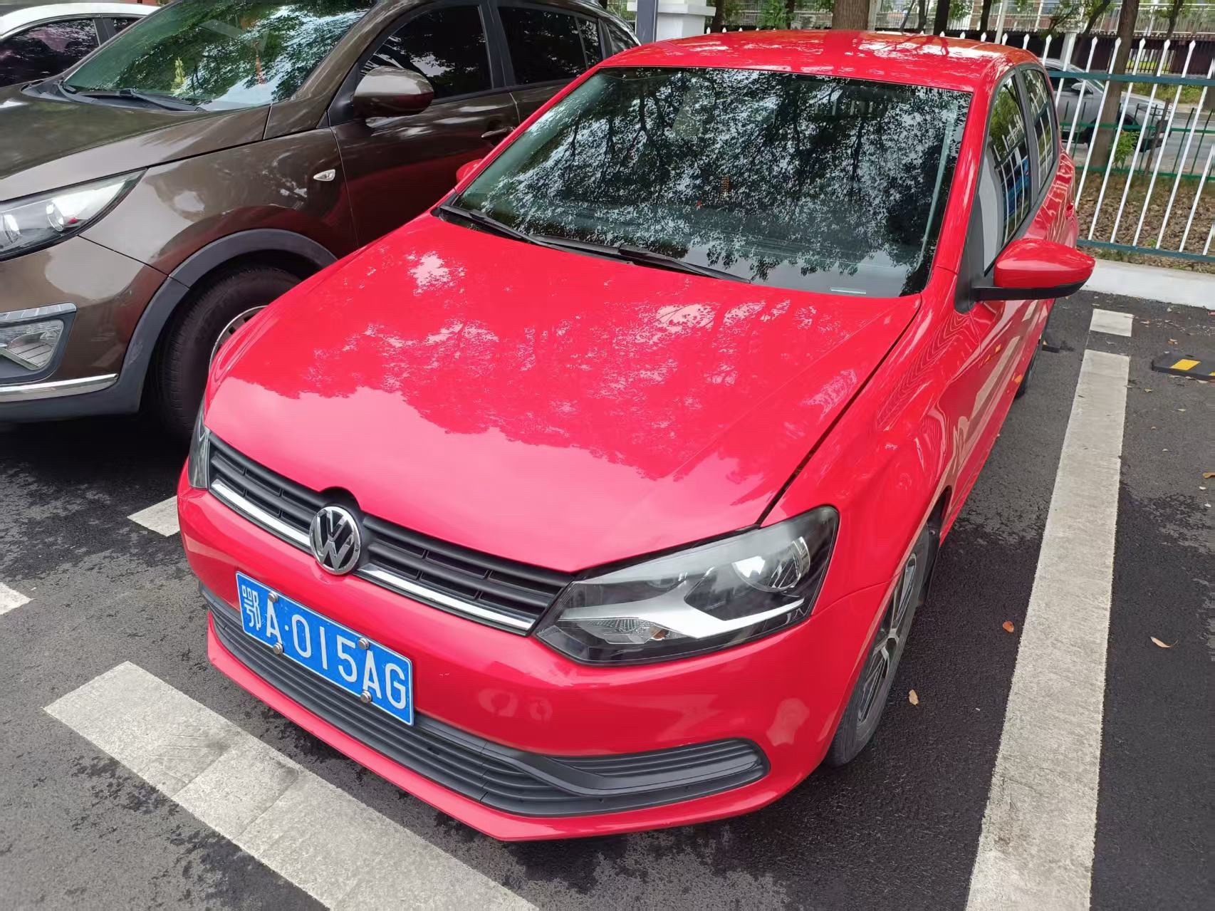 Volkswagen Polo 2018 car image 