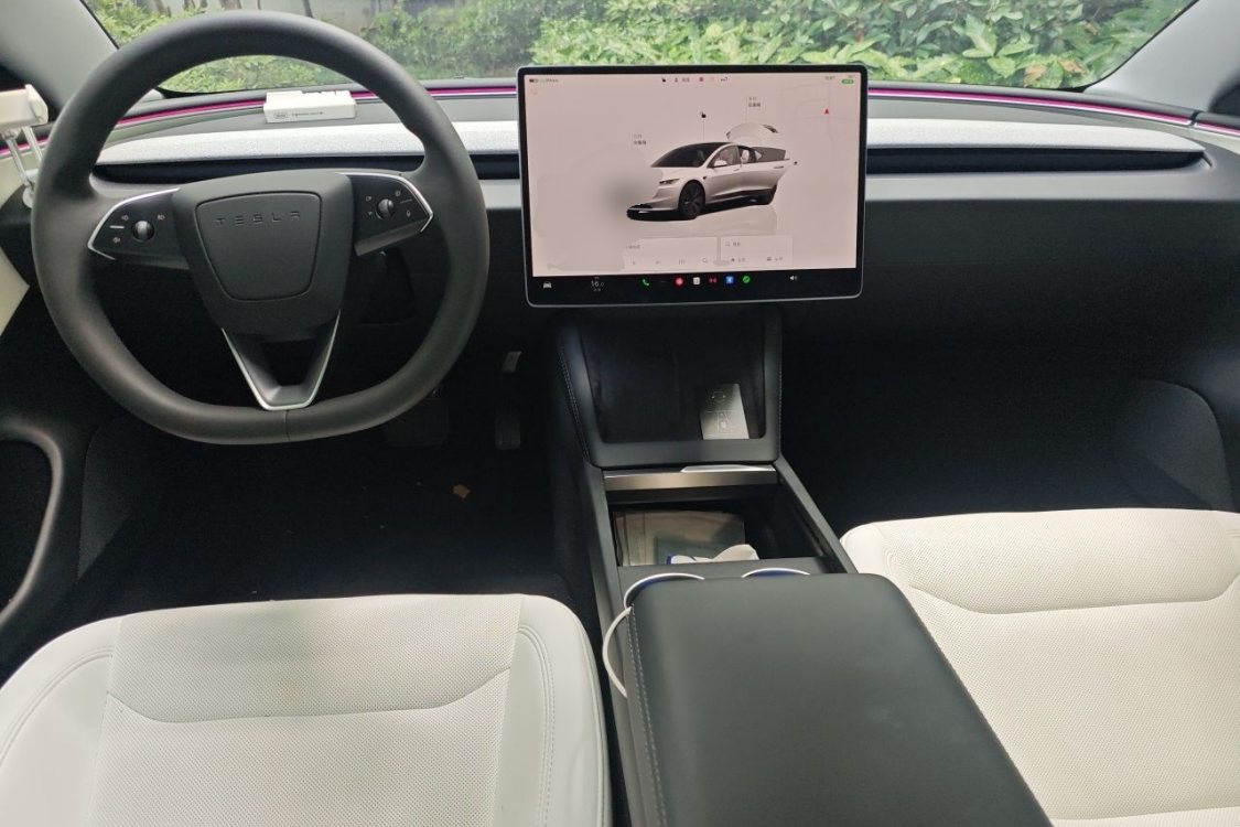 Tesla Model 3 2023 #21 Tesla Model 3 2023 car image #21