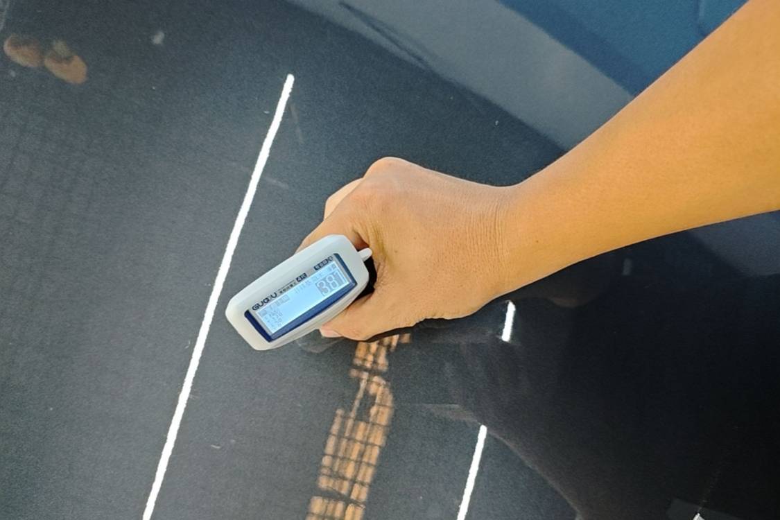 Tesla Model Y 2024 immagine di auto #16