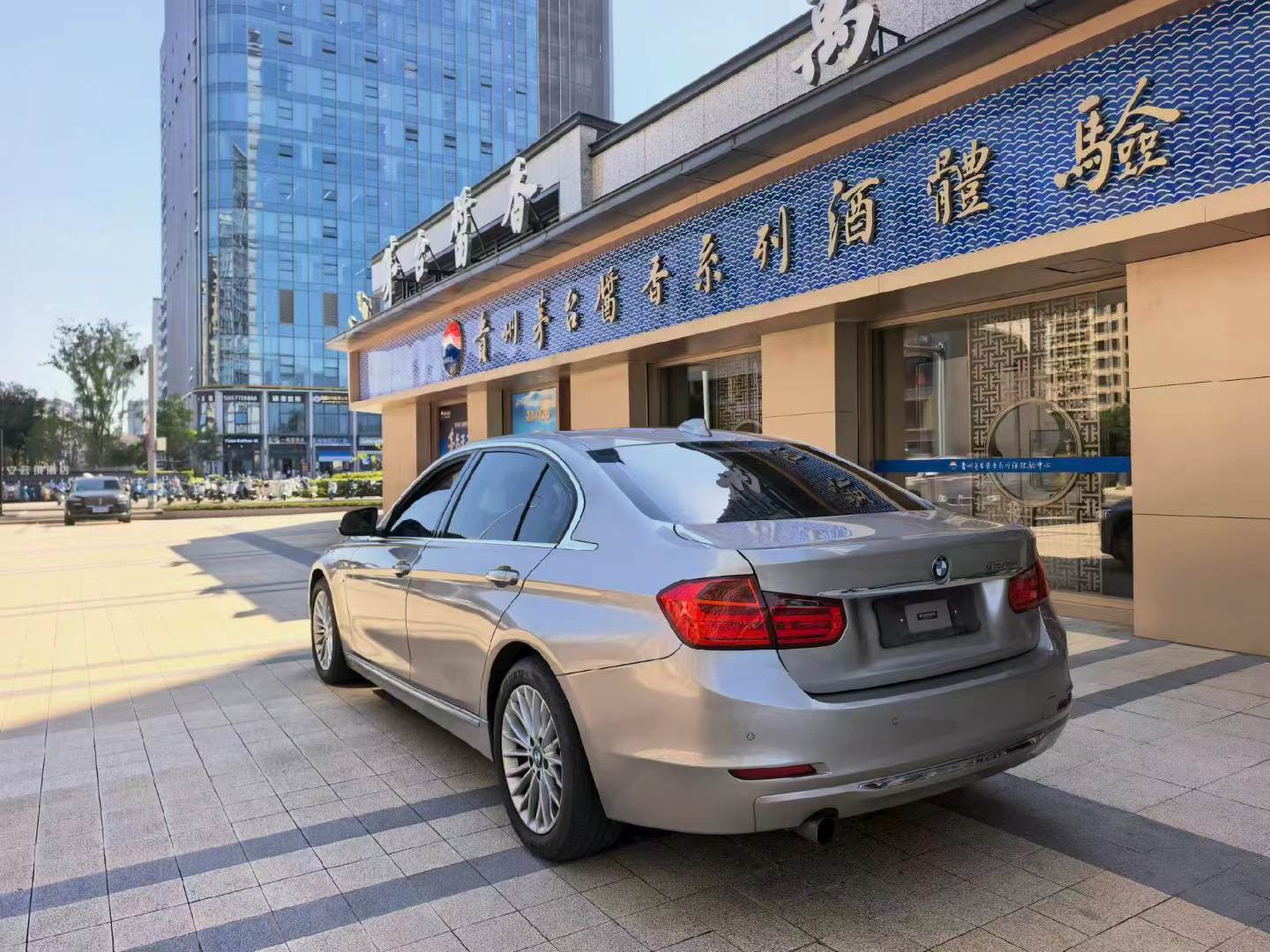 BMW 3 Series 2013 #8 BMW 3 Series 2013 car image #8