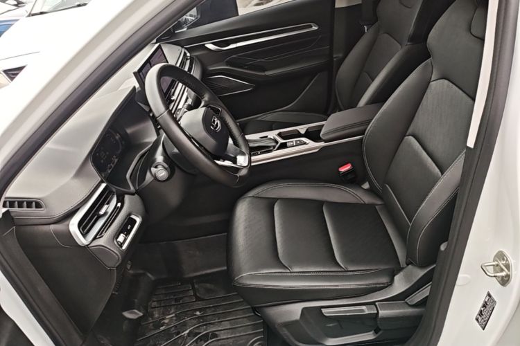 GEELY Emgrand 2023 #15 GEELY Emgrand 2023 صورة سيارة #15