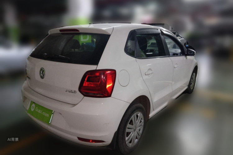 Volkswagen Polo 2015 car image #7