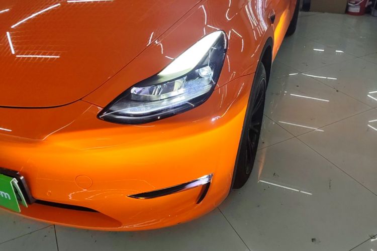Tesla Model Y 2021 car image #23