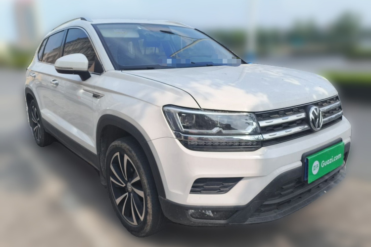 Volkswagen Tharu 2020 car image #4