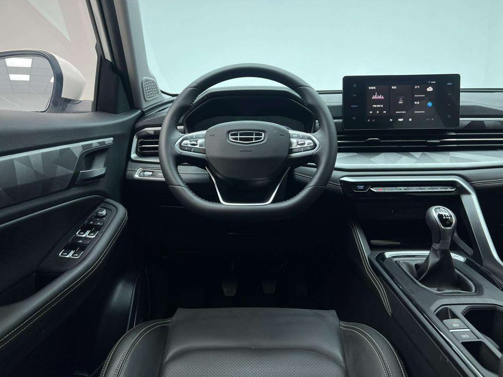 GEELY Vision X6 2022 car image #16