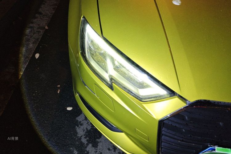 Audi A3 2018 car image #8