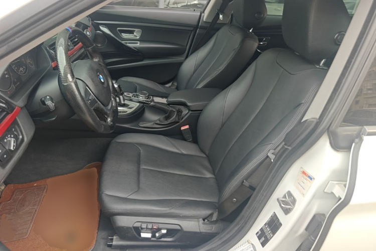 BMW 3 Series GT 2017 imagem de carro #15