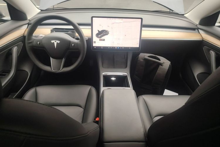 Tesla Model 3 2021 #10 Tesla Model 3 2021 car image #10