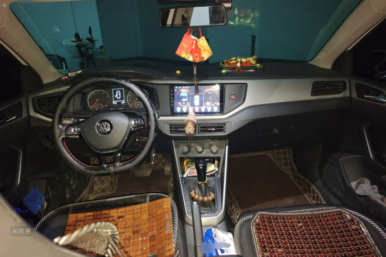 Volkswagen Polo 2021 car image #11