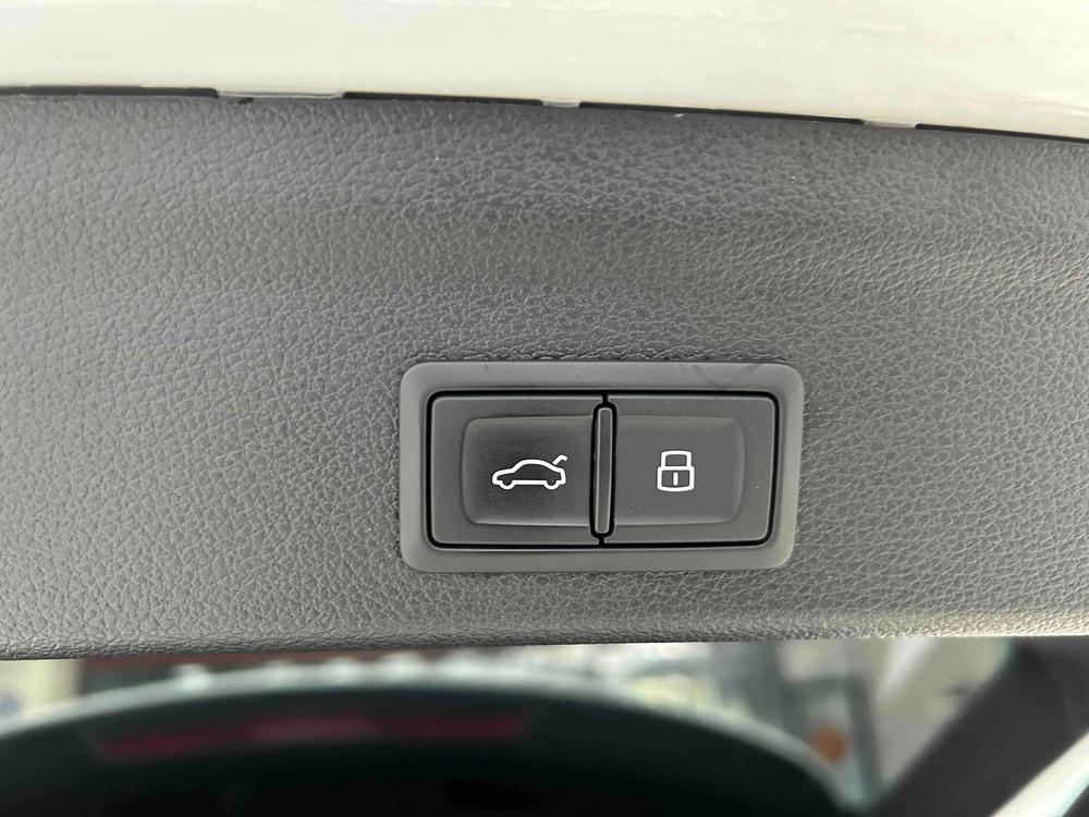 Audi Q3 2022 #17 Audi Q3 2022 car image #17