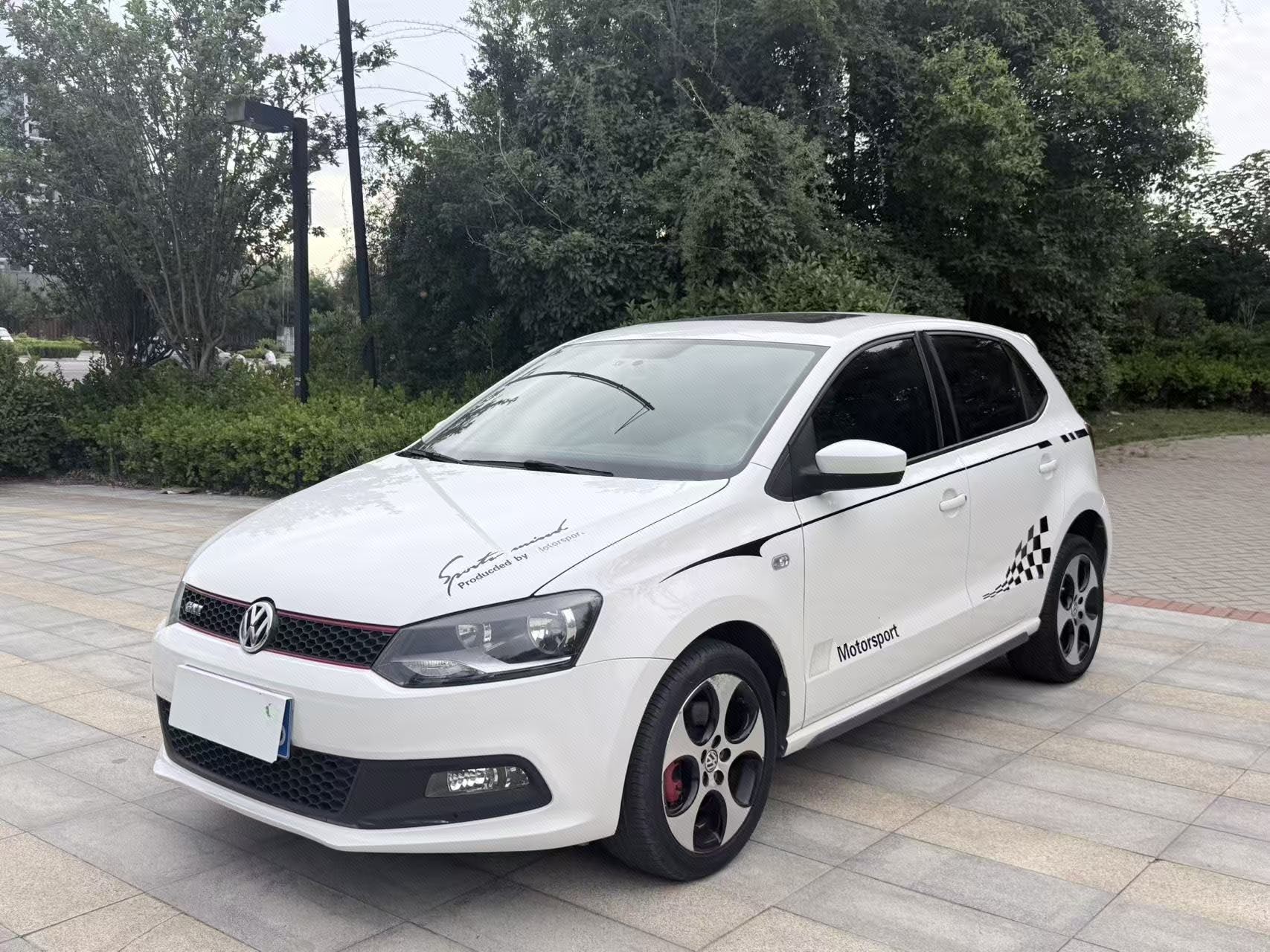2015 2015 car image