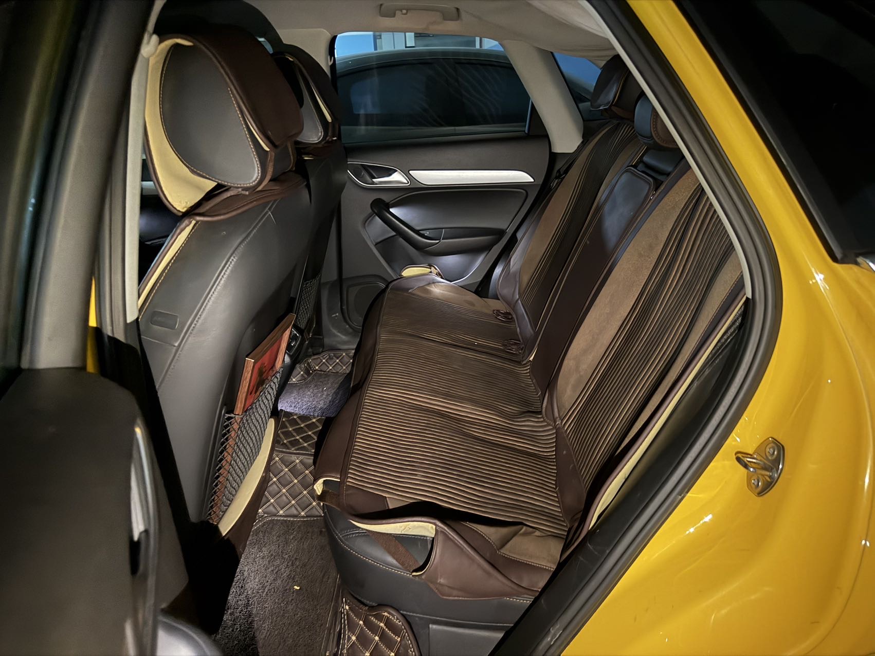 Audi Q3 2016 car image #16