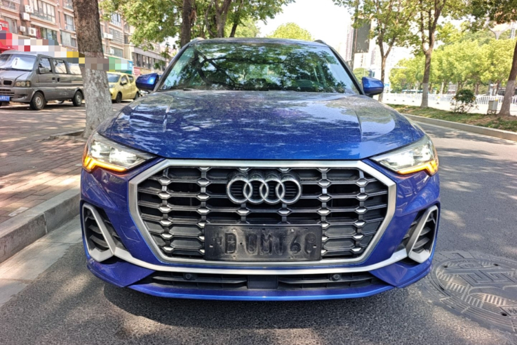 Audi Q3 2019 #3 Audi Q3 2019 car image #3