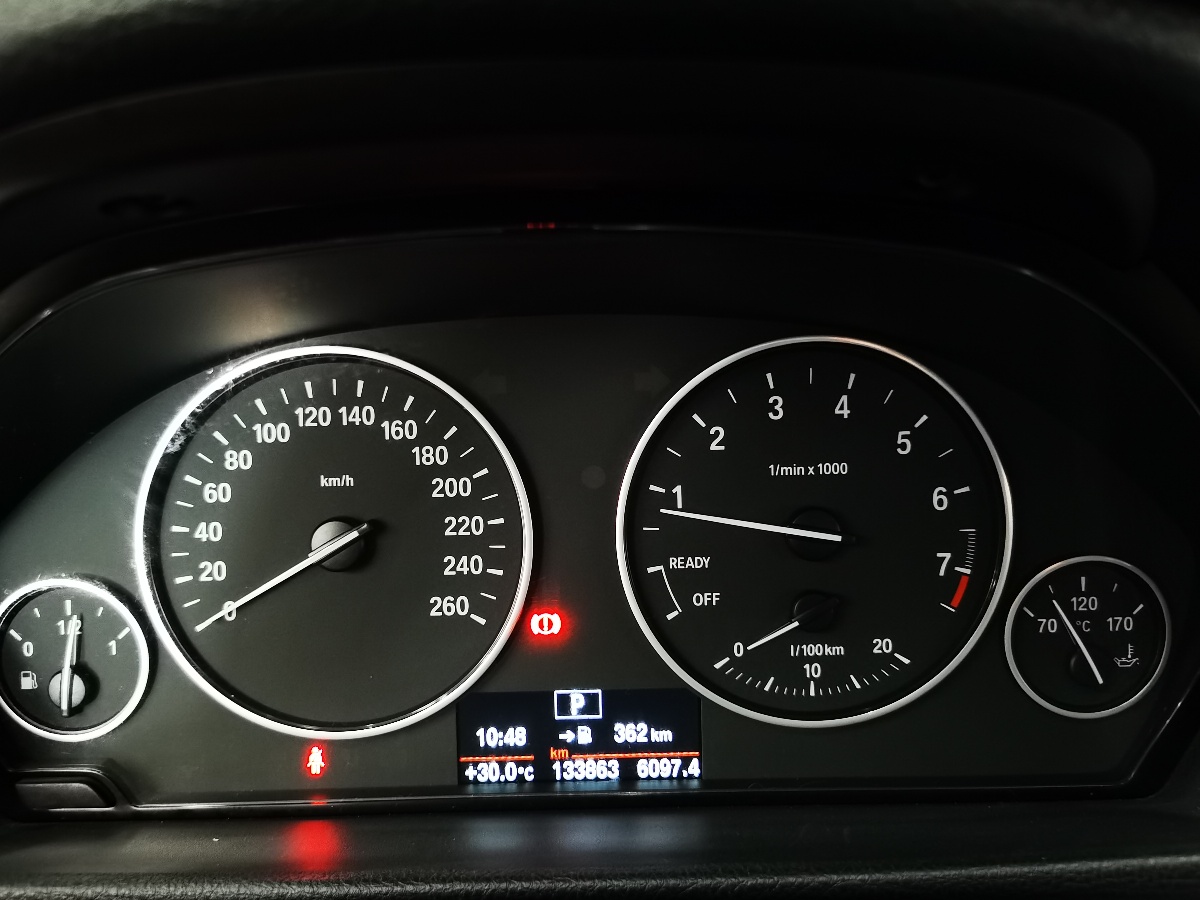 BMW 3 Series 2016 car image #12