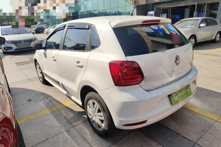 Volkswagen Polo 2017 car image #5