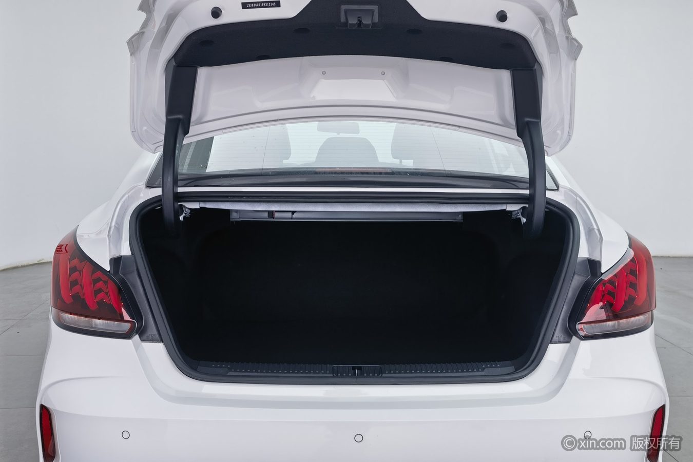 MG 5 2024 صورة سيارة #17