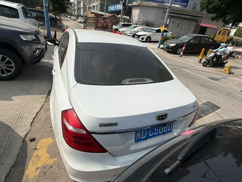 GEELY Emgrand 2017 car image #8