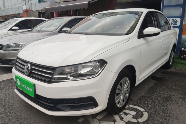 Volkswagen Santana 2019 imagen de coche #2