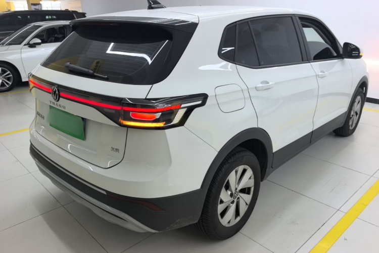 Volkswagen Tharu 2026 car image #7