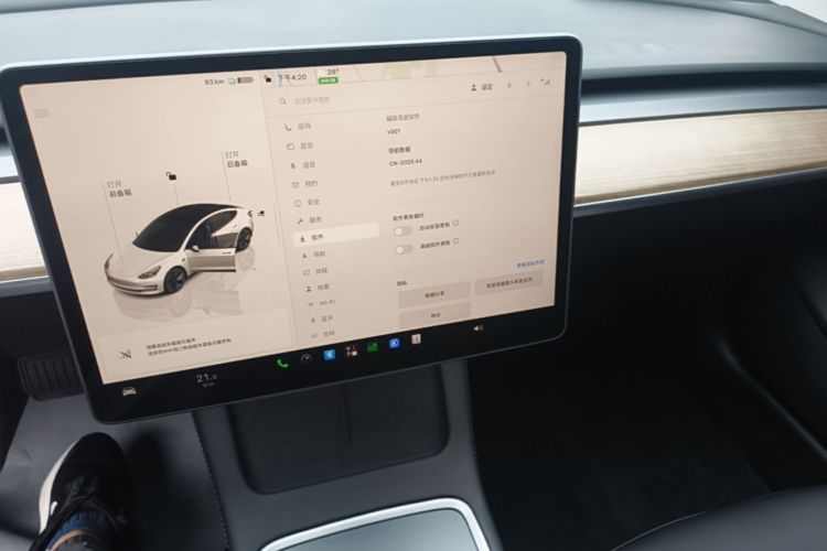 Tesla Model 3 2022 #13 Tesla Model 3 2022 car image #13