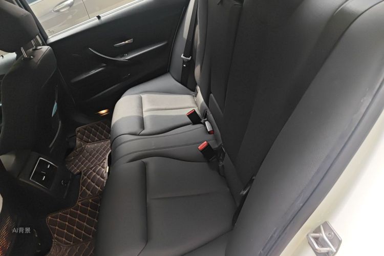 BMW 3 Series 2017 #19 BMW 3 Series 2017 car image #19