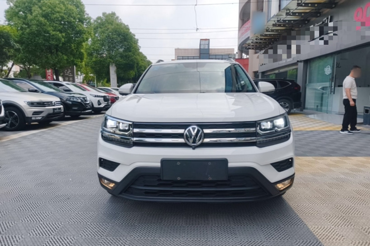 Volkswagen Tharu 2020 car image #3