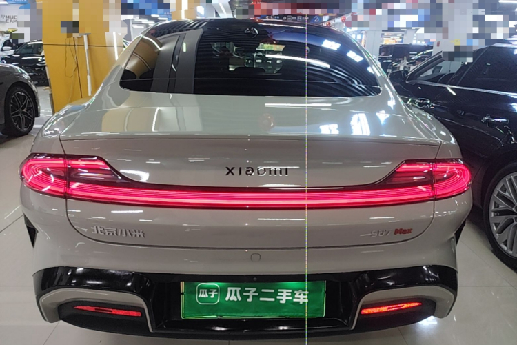 MI SU7 2024 car image #4