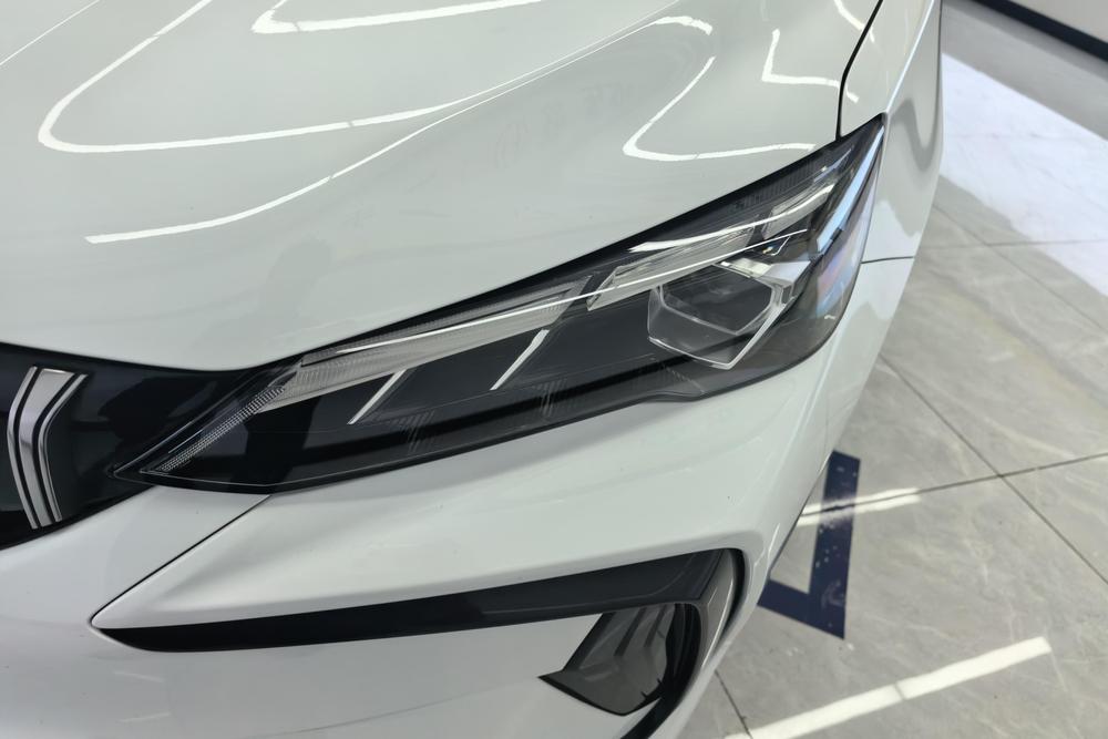 GEELY Binray 2023 car image #4