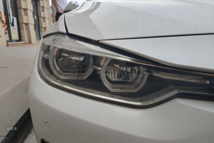 BMW 3 Series 2017 #8 BMW 3 Series 2017 car image #8