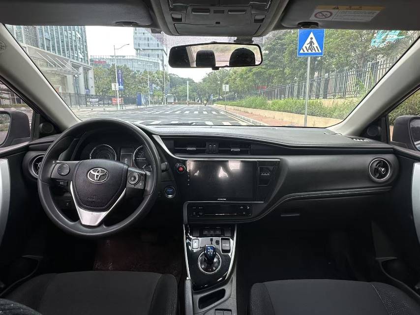 Toyota Corolla 2018 immagine di auto #8