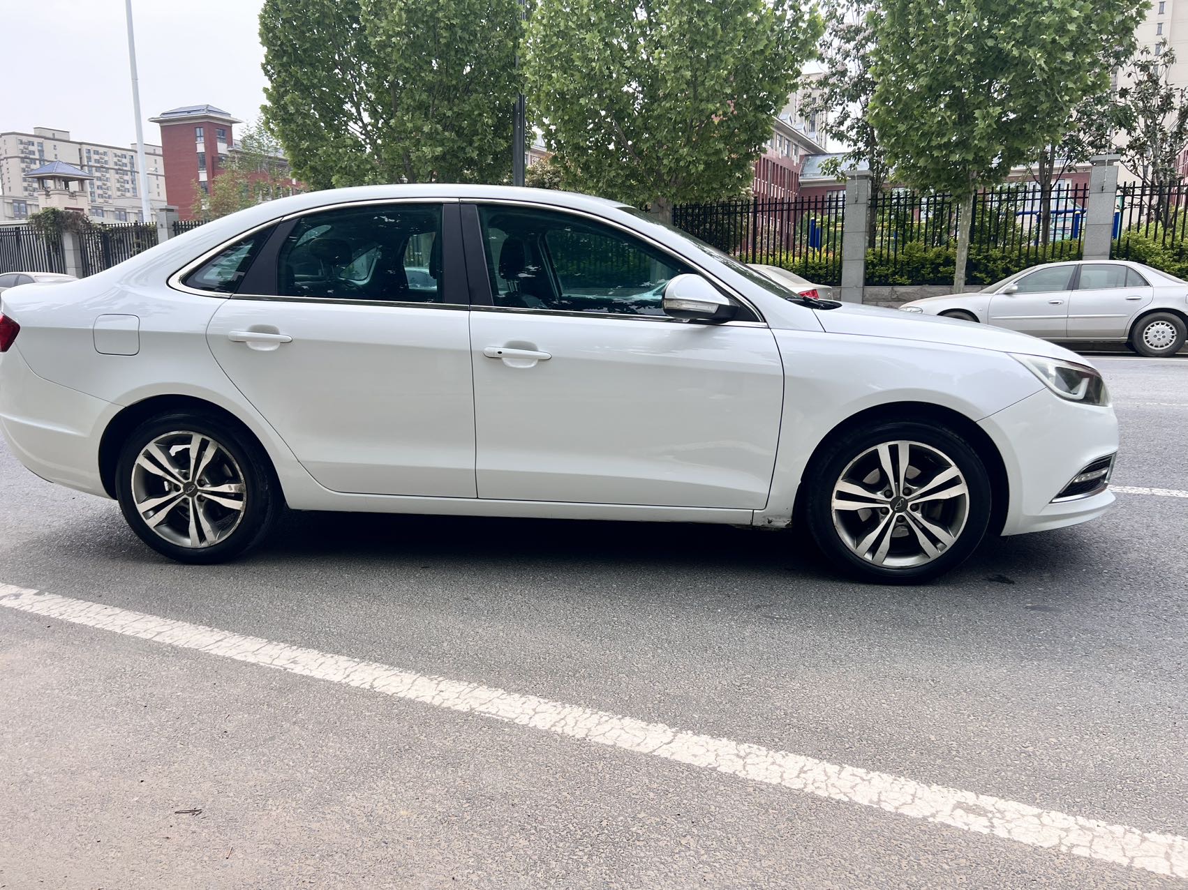 Chery Arrizo 7 2016 car image #3
