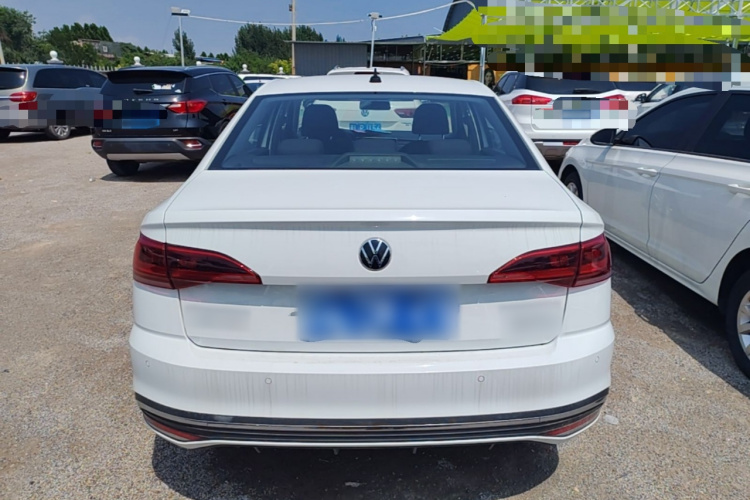 Volkswagen Bora 2024 car image #4