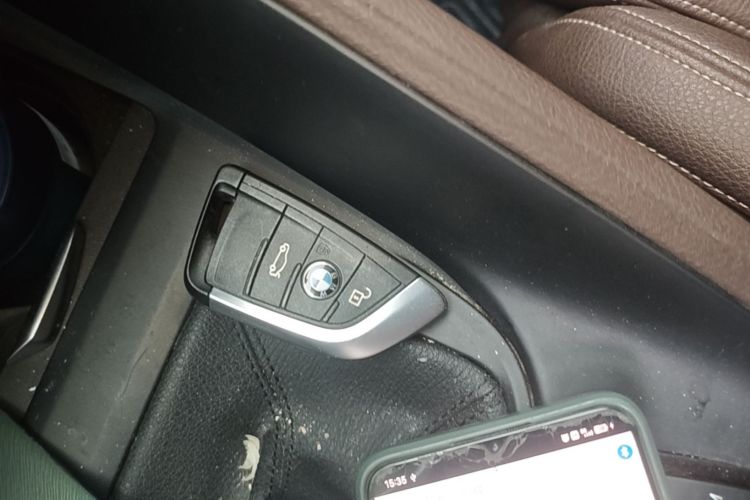 BMW X1 2020 car image #9