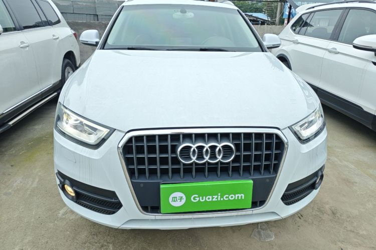 Audi Q3 2016 car image #3