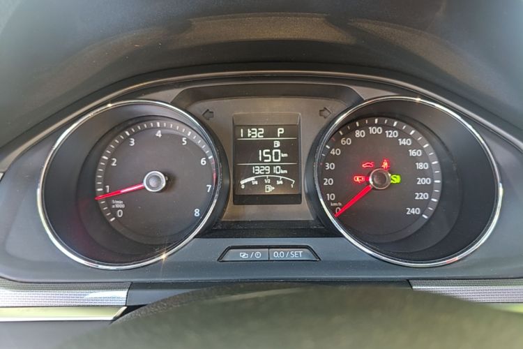 Volkswagen Bora 2016 immagine di auto #12