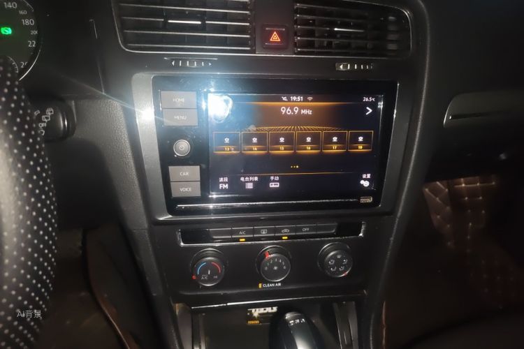 Volkswagen Golf 2019 #15 Volkswagen Golf 2019 صورة سيارة #15