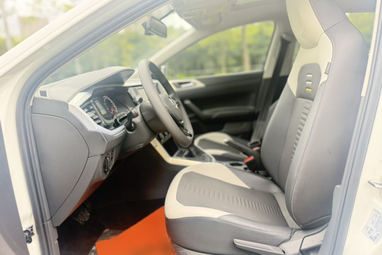 Volkswagen Polo 2019 #10 Volkswagen Polo 2019 car image #10