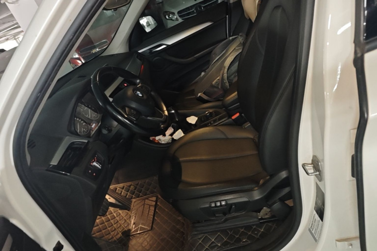 BMW X1 2018 car image #15