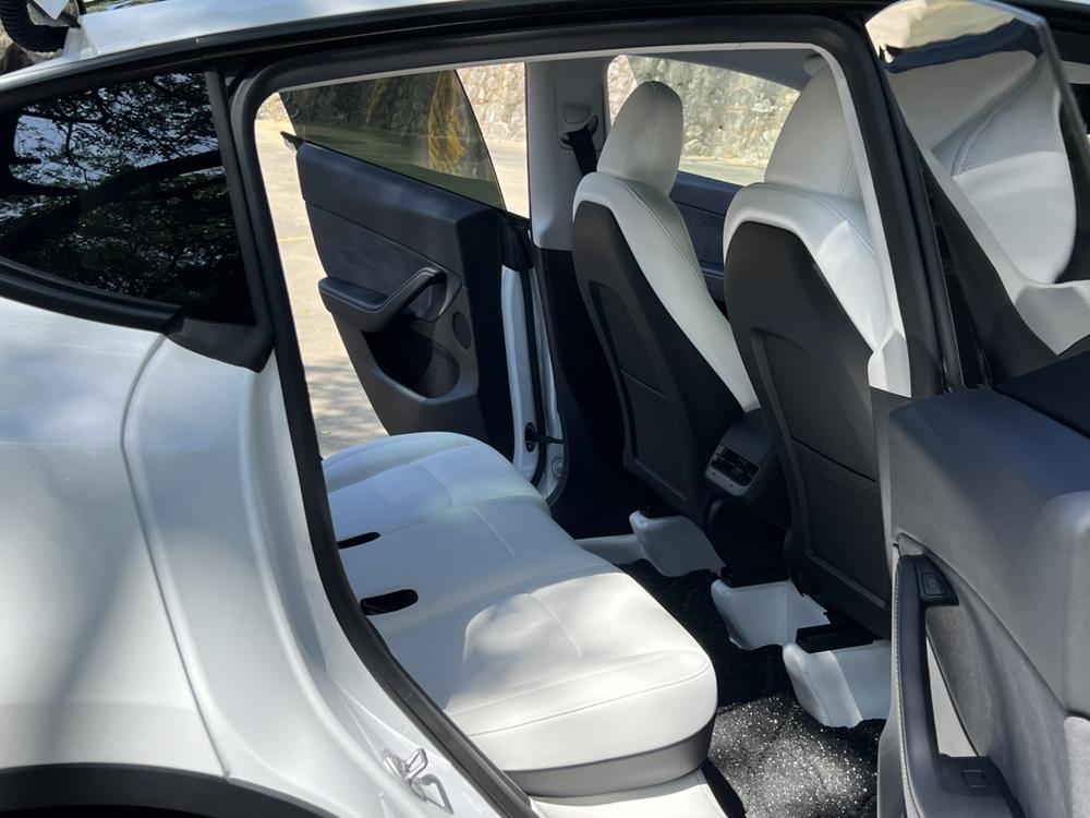 Tesla Model Y 2024 #23 Tesla Model Y 2024 car image #23
