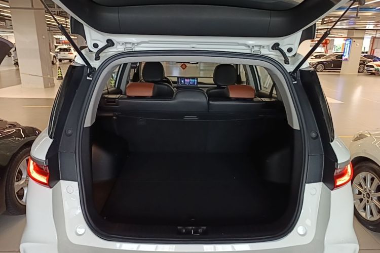GEELY Vision X6 2021 car image #19