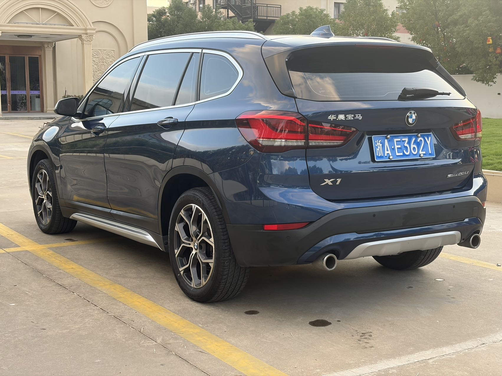 BMW X1 2022 #15 BMW X1 2022 car image #15