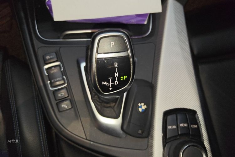 BMW 3 Series 2018 #16 BMW 3 Series 2018 car image #16