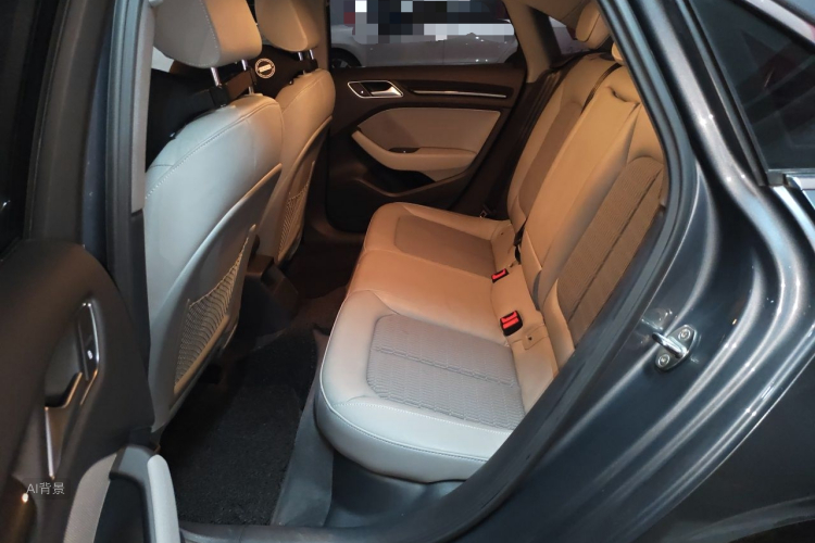 Audi A3 2019 car image #19