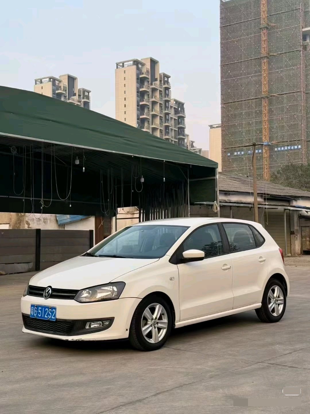 Volkswagen Polo 2011 Volkswagen Polo 2011 car image