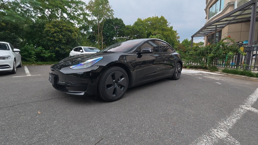 Tesla Model 3 2023 Tesla Model 3 2023 car image