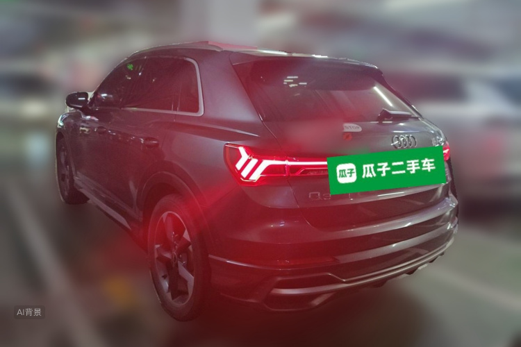 Audi Q3 2022 car image #5