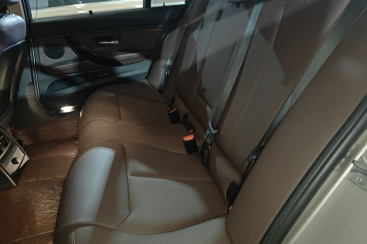 BMW 3 Series 2019 #17 BMW 3 Series 2019 car image #17