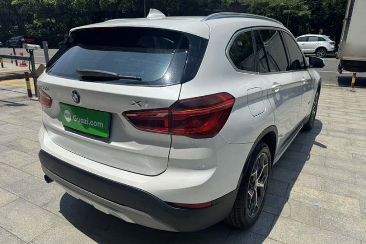 BMW X1 2018 #4 BMW X1 2018 car image #4