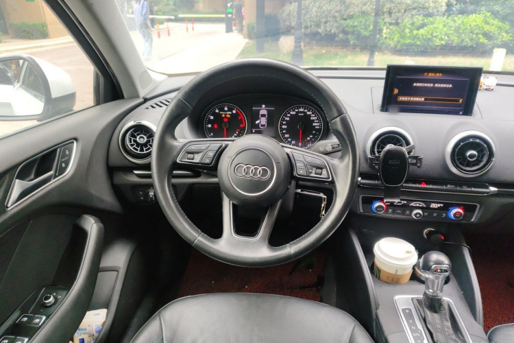 Audi A3 2019 #11 Audi A3 2019 car image #11