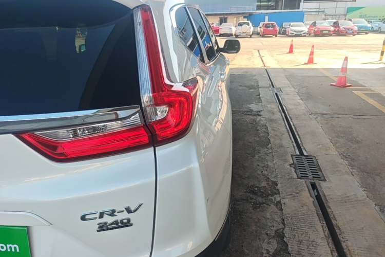 Honda CR-V 2019 #8 Honda CR-V 2019 immagine di auto #8
